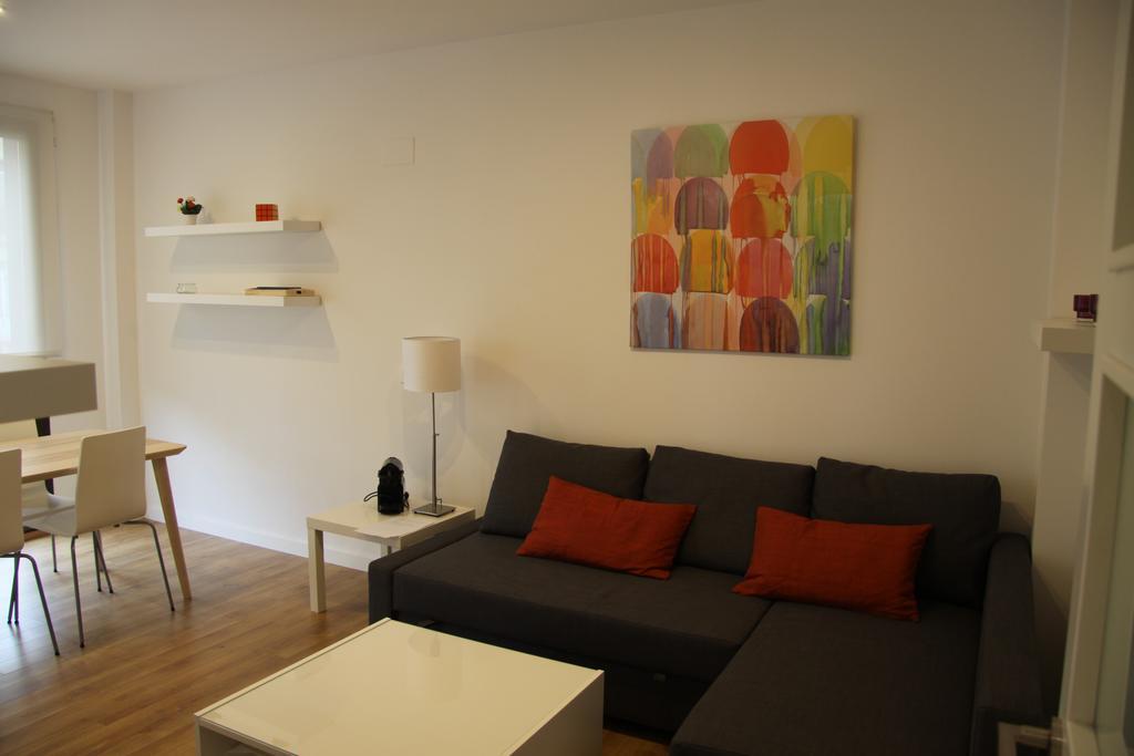 Apartamentos Hiedra Y Tapineria Mercado Central Valencia Exteriör bild